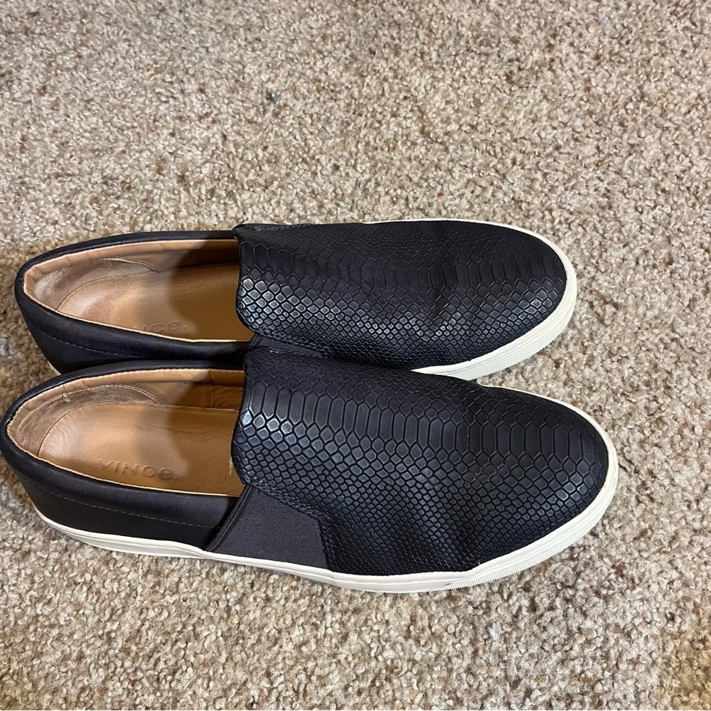 Vince Leather Snakeskin Embossed Slip On Sneakers Suede Navy Blue Size 9M - Picture 6 of 7